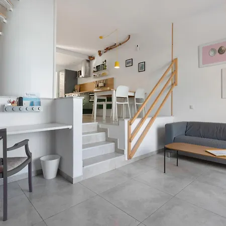 La Casa De Hesperides * 莫罗德哈布雷